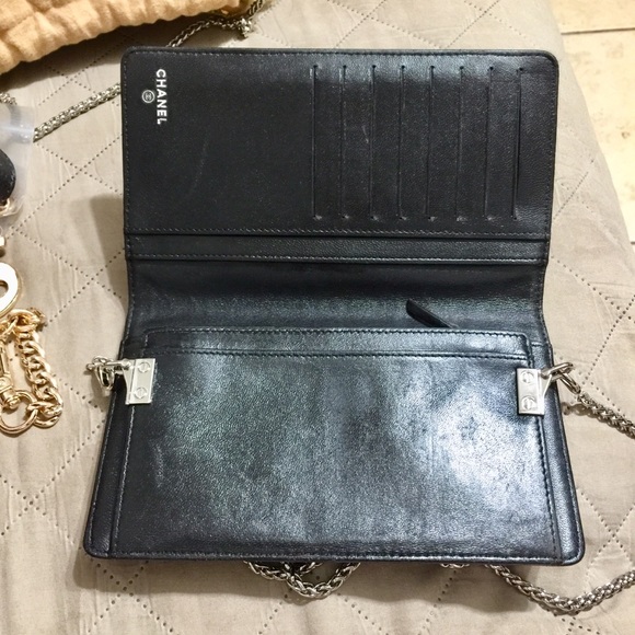 ❌❌CHANEL CC Logo Lamb Skin Wallet/Crossbody Bag 💼 - Picture 9 of 15